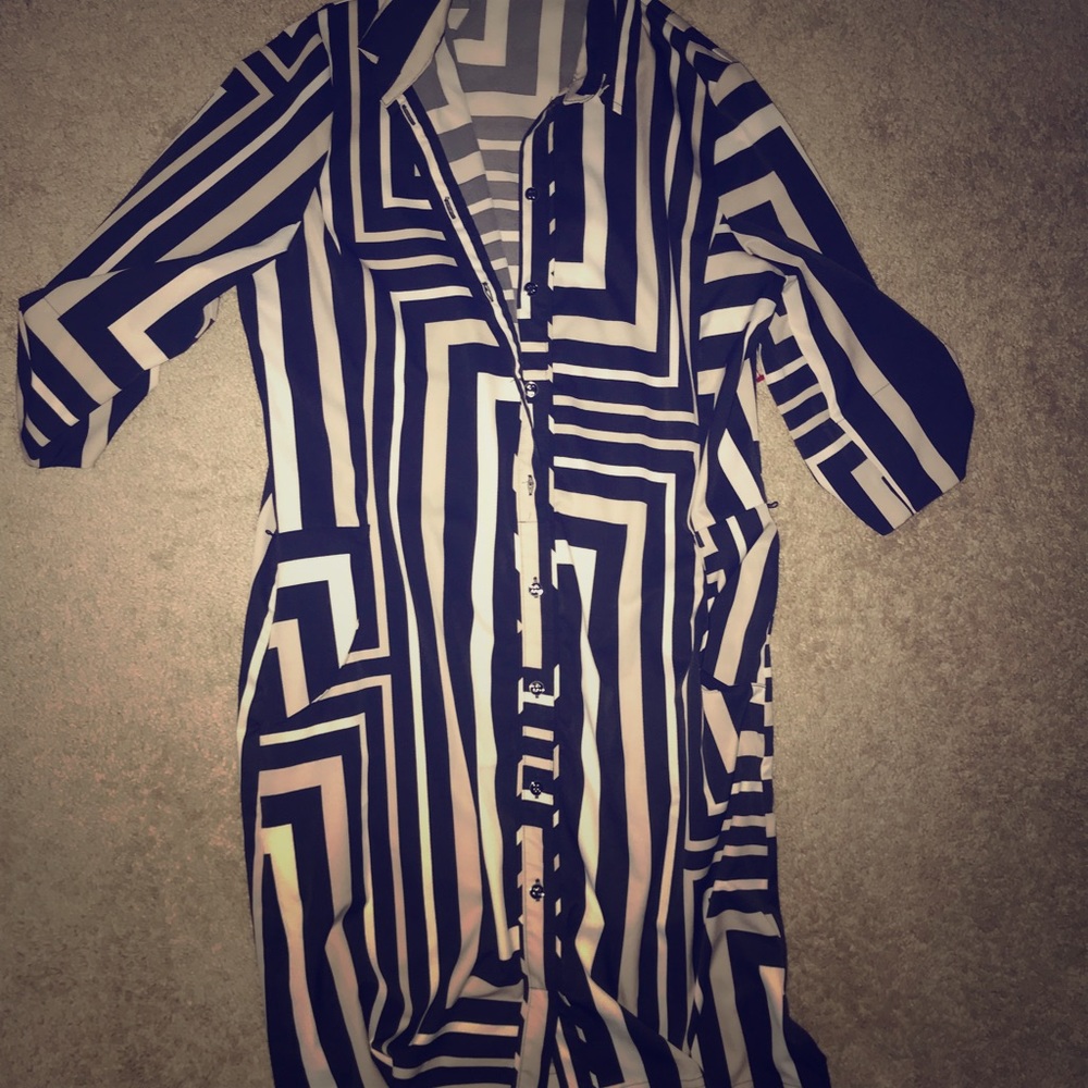 NY and COMPANY. Designer dress. Never worn***